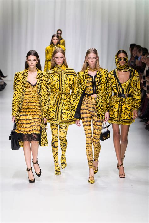 versace new collection 2015|Versace runway collection.